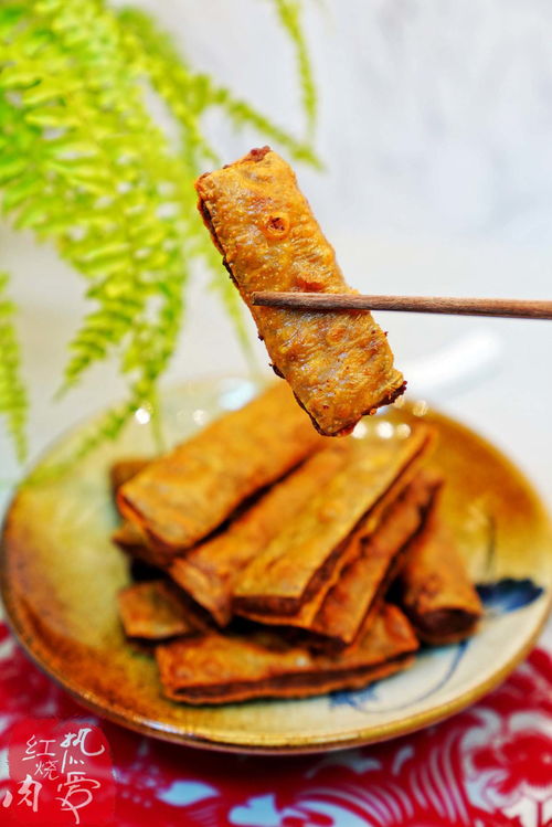 這道菜是有名的清真小吃,每年春節炸上一鍋,外酥里嫩香而不膩